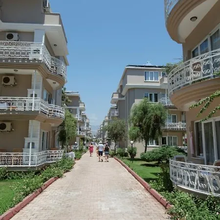 Larissa Club