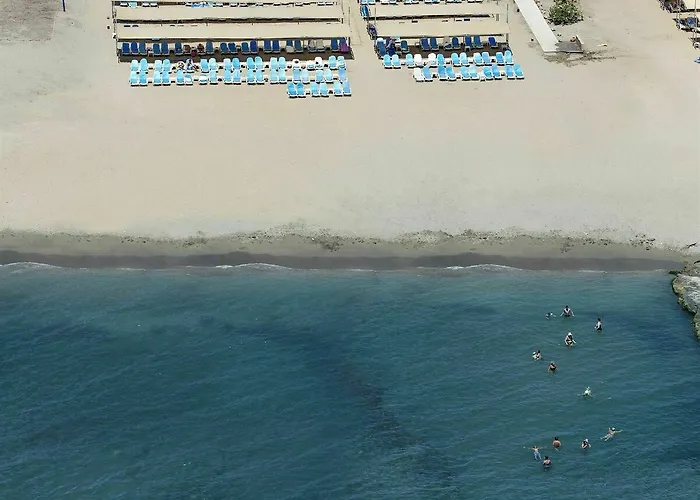 Larissa Club Hotell 4*