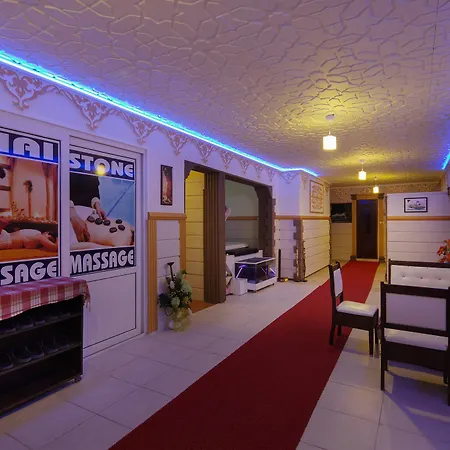 Larissa Club 4* 阿拉尼亚