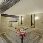 Larissa Club אלאניה