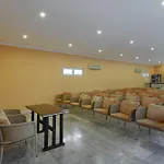 Larissa Club מלון